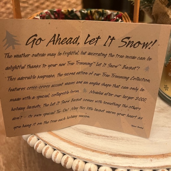 Longaberger 2000 Let it snow basket. Collectors - Picture 8 of 10